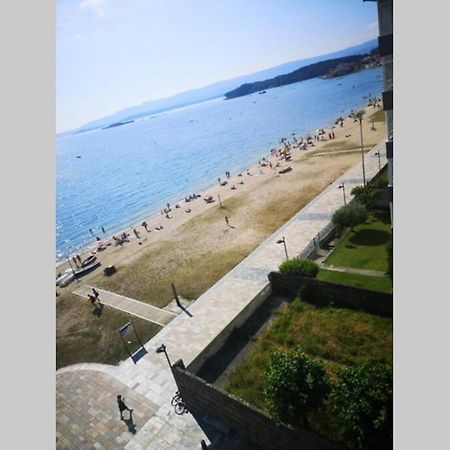 Precioso apartamento en primera linea de playa Vilagarcía de Arousa Exterior foto